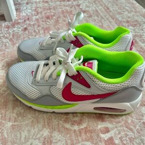 Women’s Air Max Correlate